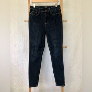 NWOT Stellar Judy Blue Skinny Fit Darkest Wash Jeans Extra Cellphone Pocket!